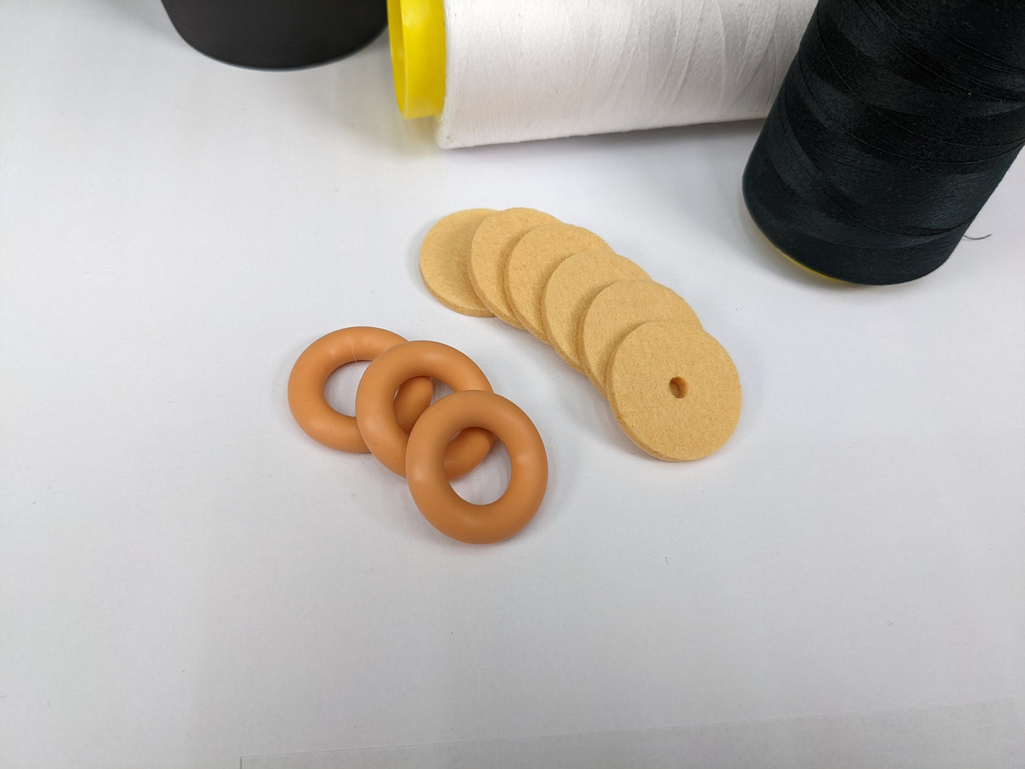 Antique Beige Bobbin Winder Tire With Felt Pad (3 Sets) Rubber tire for Singer Kenmore and most vintage sewing machines